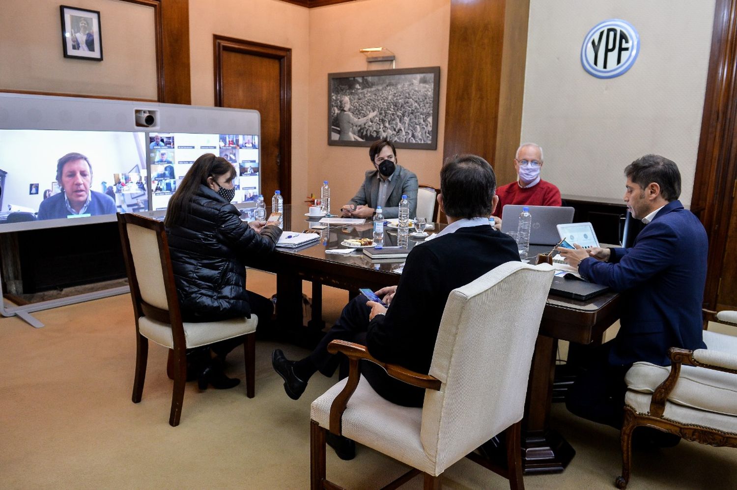 Kicillof se reunió con intendentes: “Los recaudos que hemos tomado hasta aquí no son suficientes”