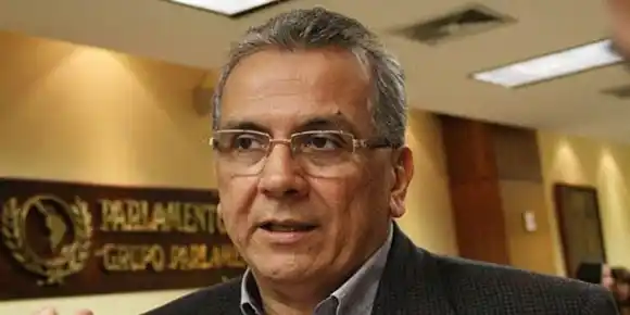 «No es delito haber sido ministro de Finanzas y no robar»:  difunden video de Rodrigo Cabezas