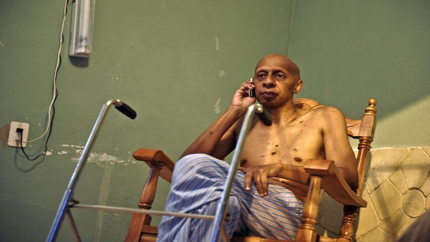 EL RÉGIMEN LE TOCÓ LA PUERTA: detienen en su casa al opositor cubano Guillermo Fariñas