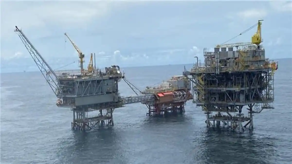 TRINIDAD RUEGA A EE.UU. para que le deje importar gas venezolano