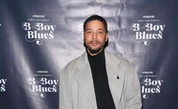 Actor Jussie Smollett niega ante tribunal haber montado crimen de odio en su contra