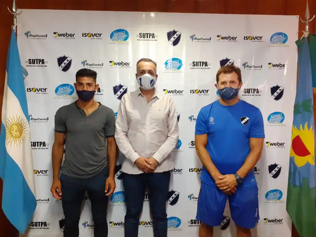 Histórico: Jaurena firmó contrato con Alvarado