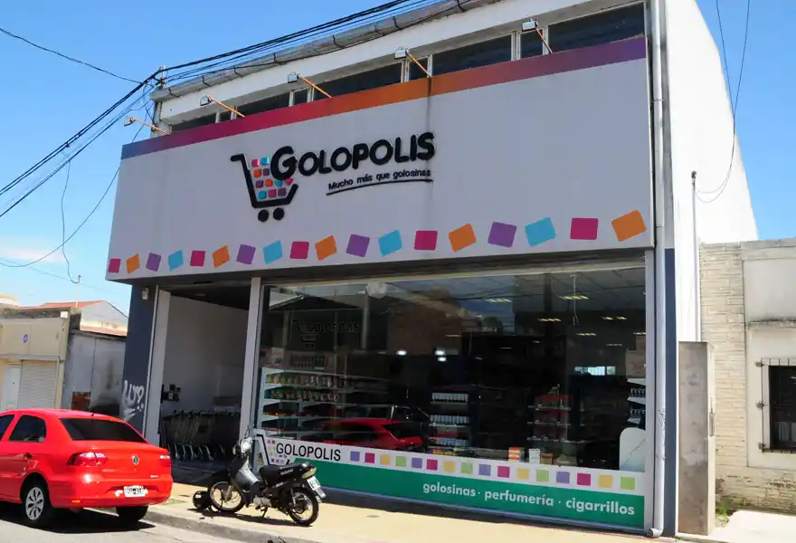Supermercado Golopolis/Daedaz.