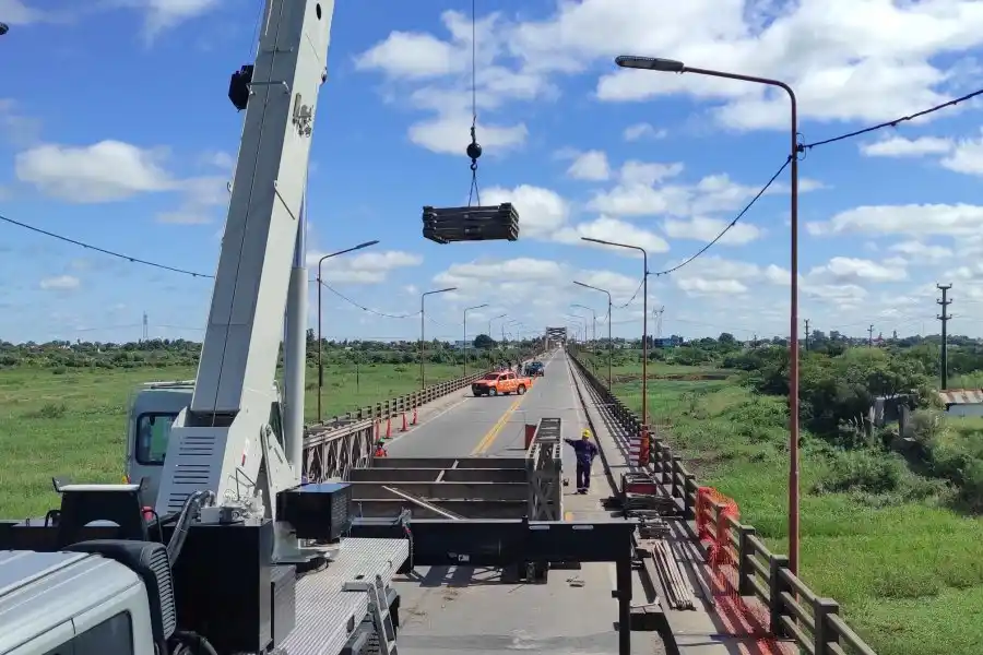 Vialidad Nacional retoma el montaje del Puente Bailey sobre el Carretero