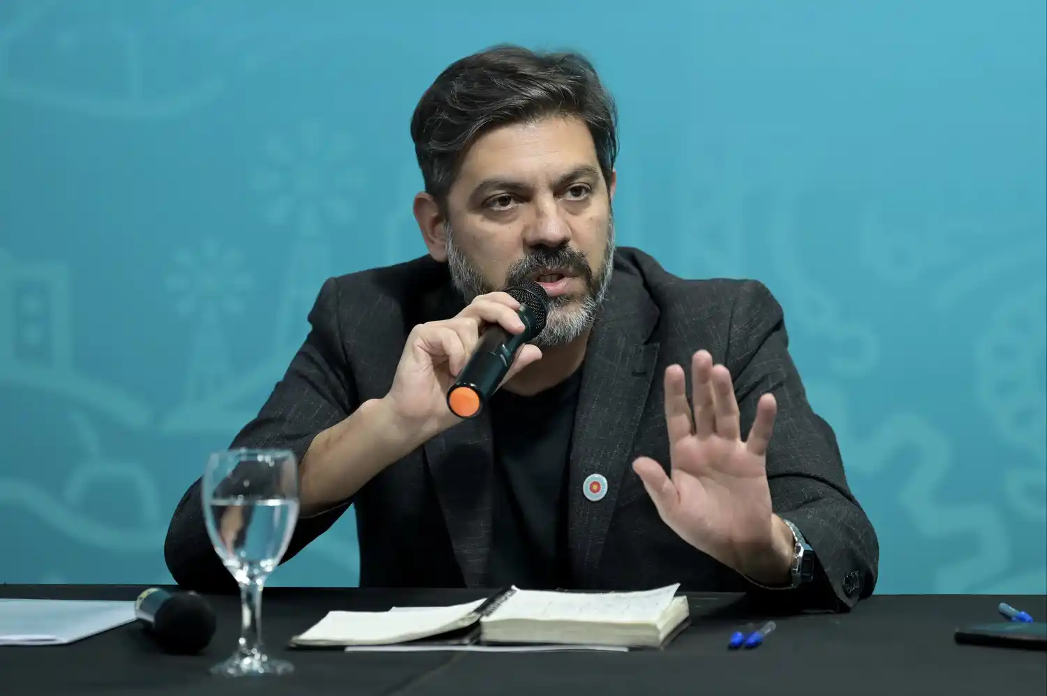 Carlos Bianco dijo que la huelga es "ilegal"