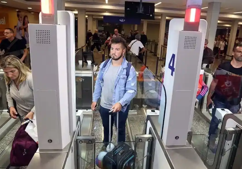 Controles en la Aduana del Aeropuerto de Ezeiza