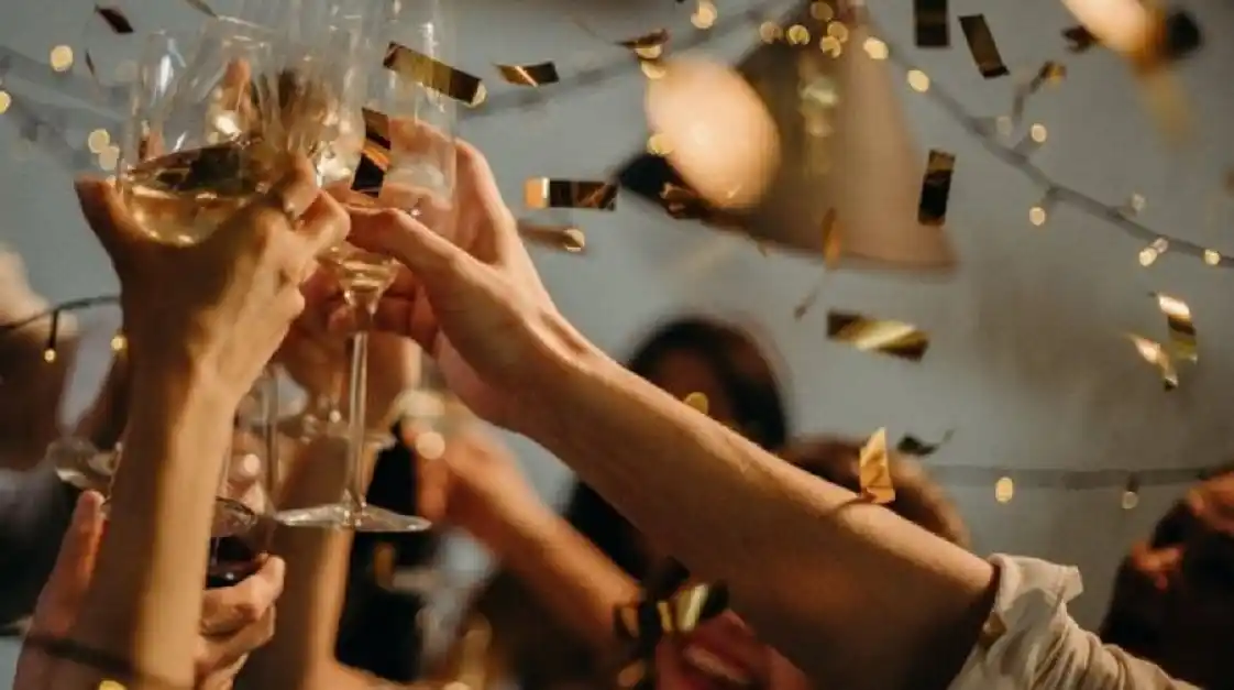 ¿Mesa afuera y abrigo?: cómo estará el clima para recibir el 2021