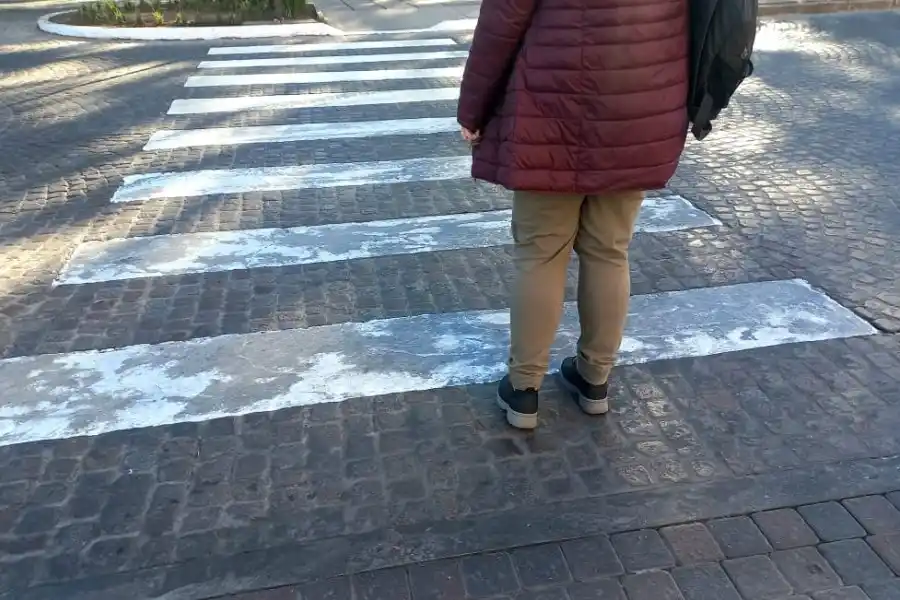 Señalización vial en la ciudad: Resultado no satisfactorio de la tarea realizada