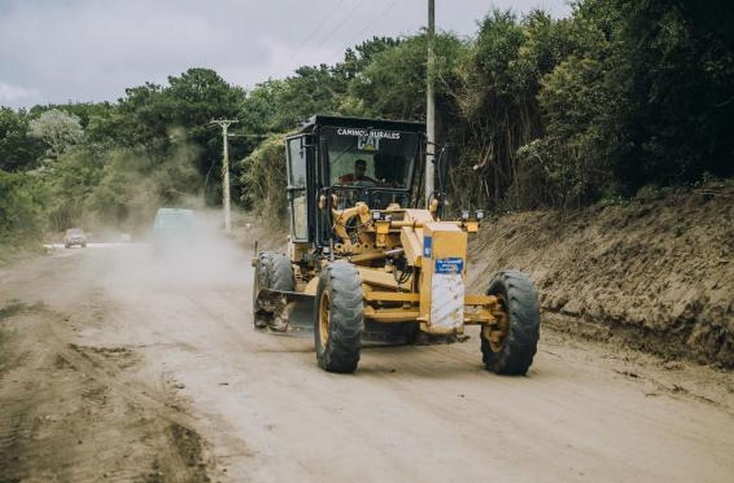 Durante el último año se recuperaron más de 600 kilómetros de caminos rurales