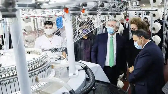 Rechazan la doble indemnización y prohibición  de despidos