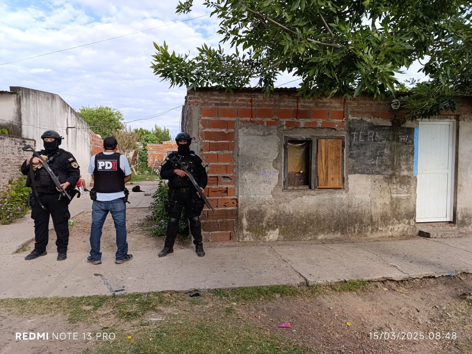 PDI allanó seis domicilios en simultaneo por microtráfico
