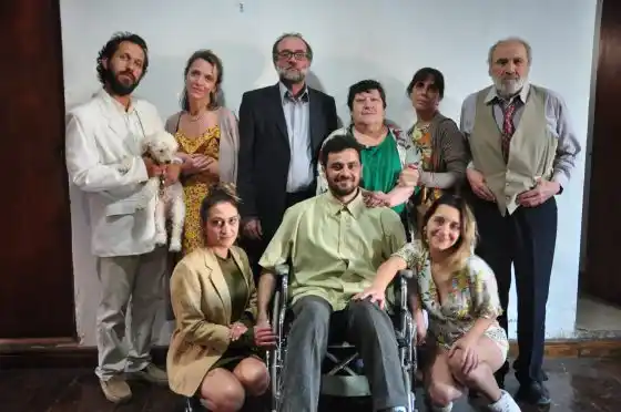 Intangible Teatro se presenta en el Centro Cultural Necochea