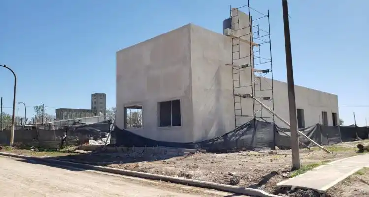 Depietri: Etapa final para el Centro Educativo y cordón cuneta de hormigón