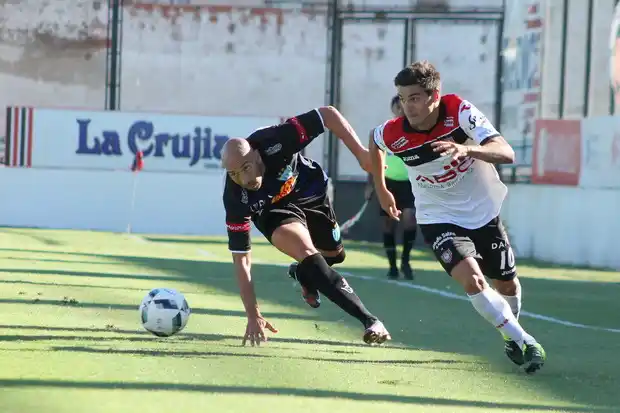 Juventud Unida  sumó una nueva derrota en la B Nacional