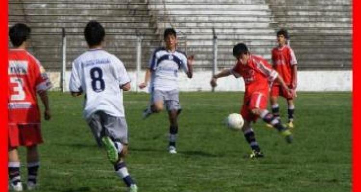 San Pedro enfrenta a Pergamino por las finales del Torneo Nacional