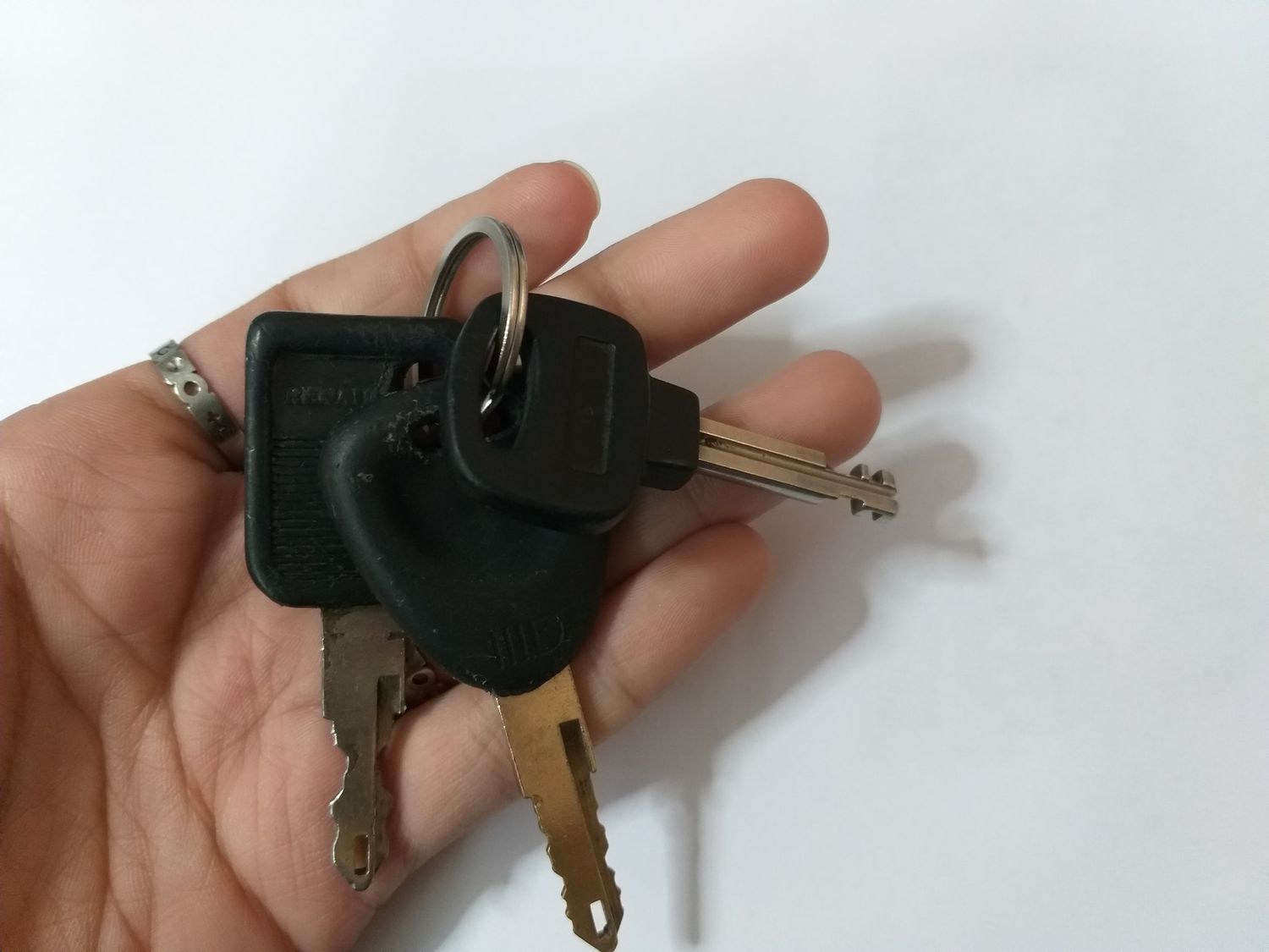 Llaves encontradas en el vacunatorio