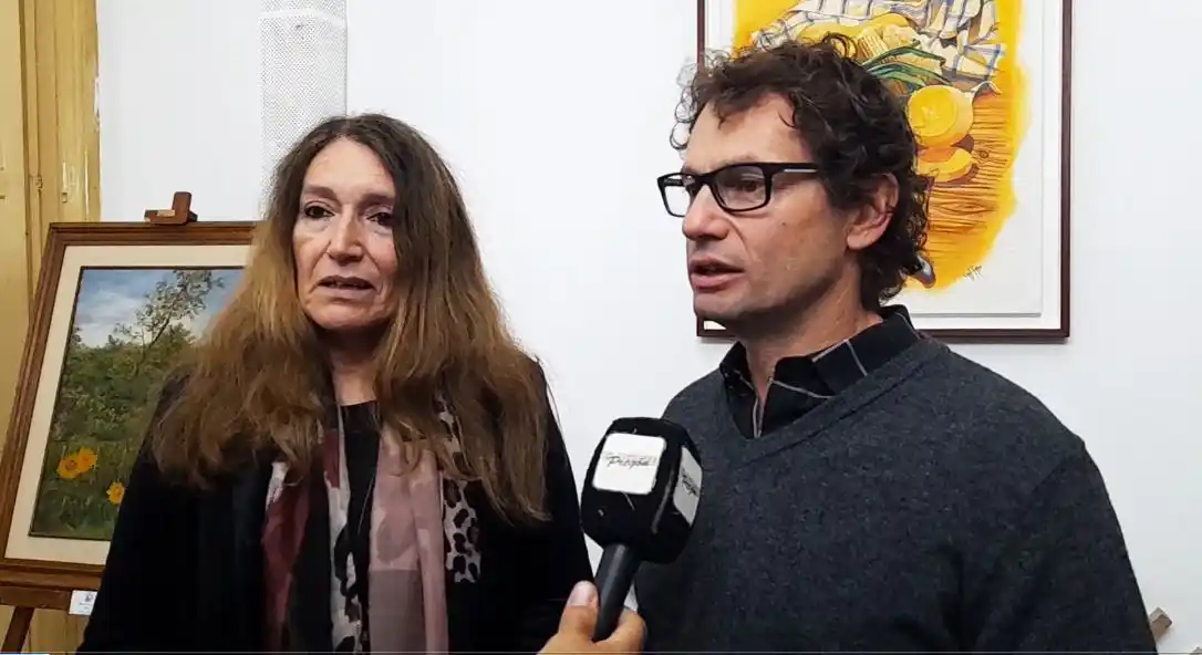 Se inauguró la primera exposición de dibujos y pinturas “Formas y colores de lo nuestro”