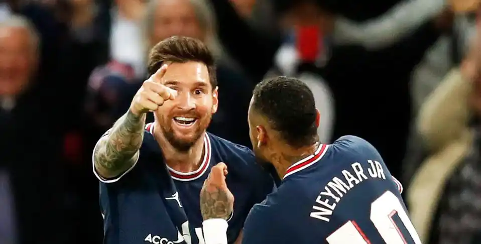 Messi convirtió su primer gol en el PSG