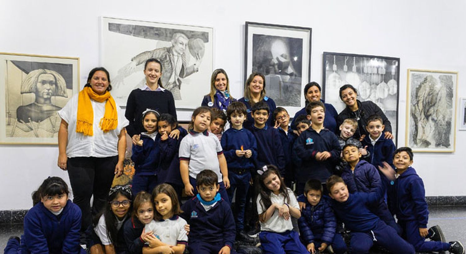 Más estudiantes disfrutan de la expresividad y calidad artística, de la muestra “Dar Cuenta”