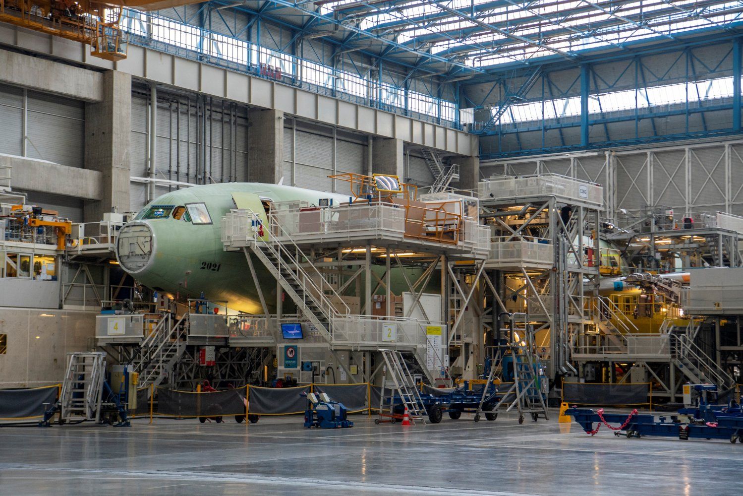 Airbus delays deliveries of narrow-body aircraft