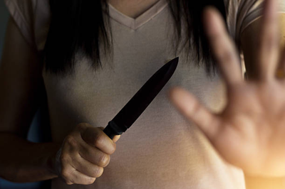 Brutal ataque en Santa Fe: una mujer fue acuchillada en el ojo durante una discusión callejera