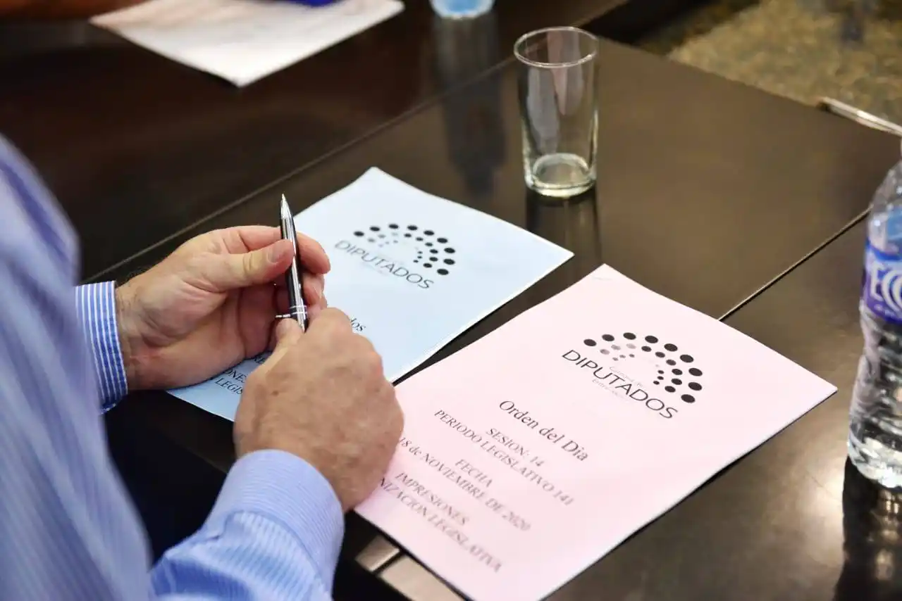 El presupuesto provincial 2021 destinará el 9% de lo recaudado a inversiones de capital y obras públicas