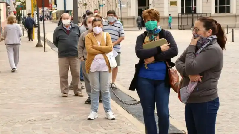 El uso de barbijo deja de ser obligatorio en Entre Ríos