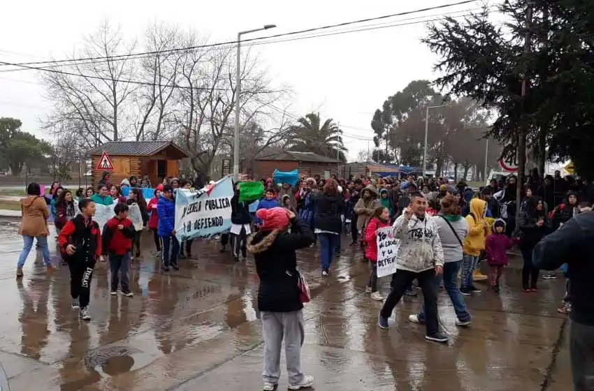 En una escuela de Batan piden arreglar la calefacción hace dos años