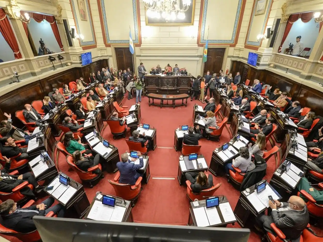 El 24 de junio el Senado provincial autorizó una nueva reelección de legisladores, pero no fue ratificado por la Cámara baja.