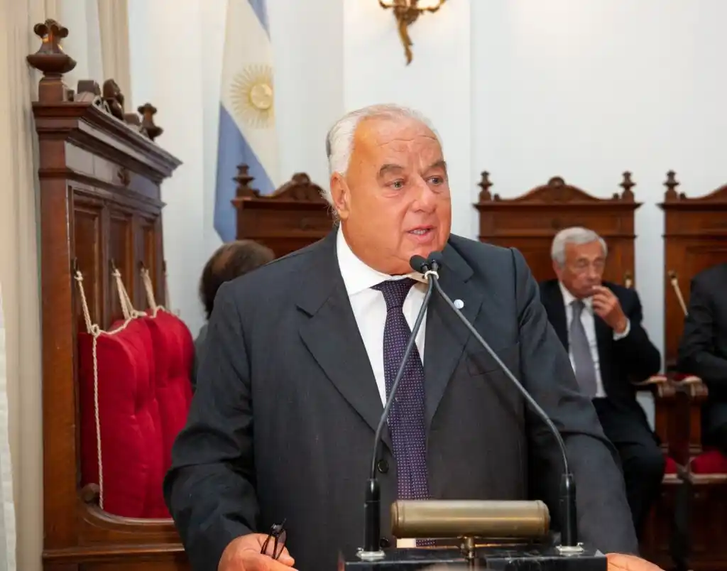 Rafael Gutiérrez dejará la Corte Suprema de Santa Fe en 2026