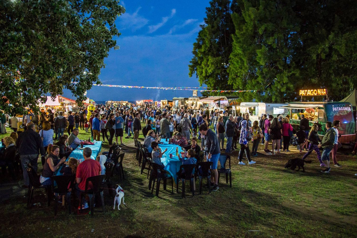 Un clásico de la parrilla: Gran convocatoria en el festival Choripán de Vicente López