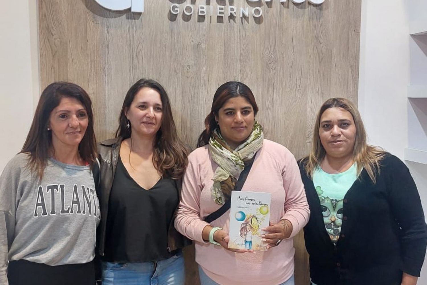 De los talleres municipales a la feria más importante de latinoamérica: gualeguaychuenses presentaron su libro