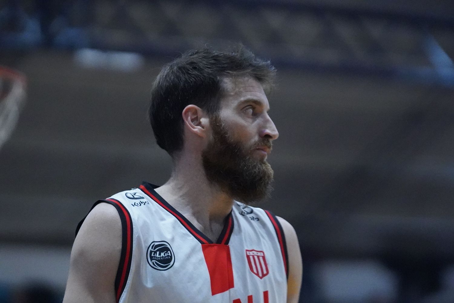 El jugador de los “Halcones Rojos” fue crítico de la derrota en el primer juego y confía en los suyos para revertir la historia.