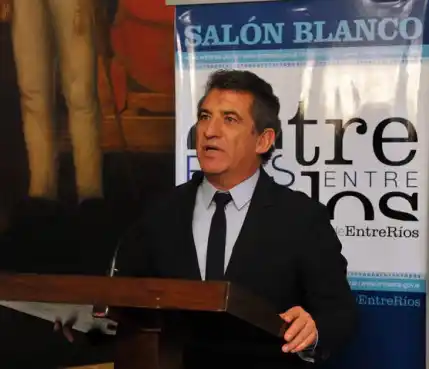 Urribarri felicitó a Bergoglio