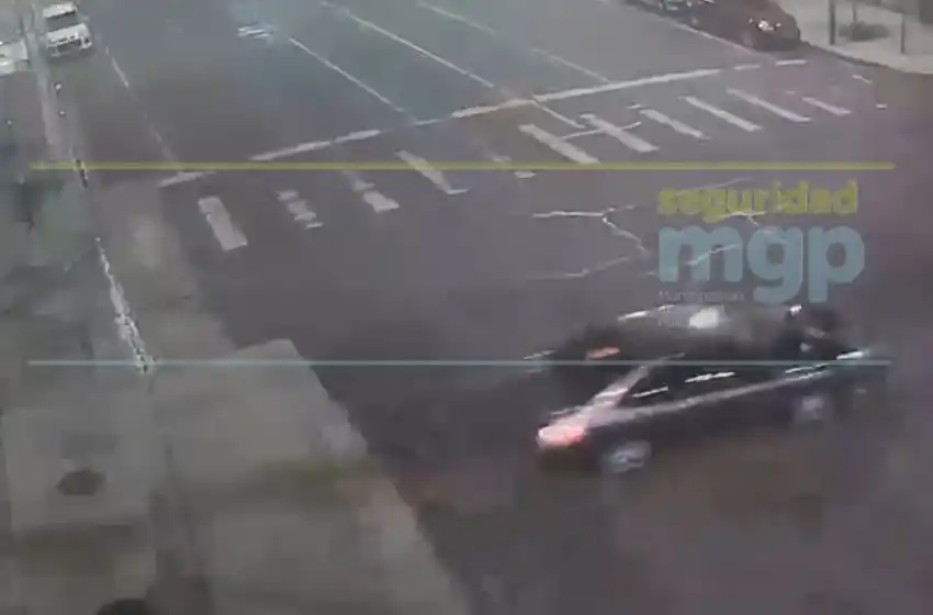 Video: así chocaron en Colón y Sarmiento