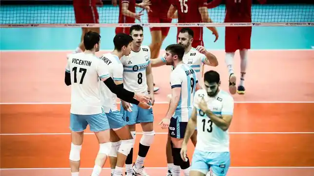 Argentina se hizo fuerte ante el campeón olímpico