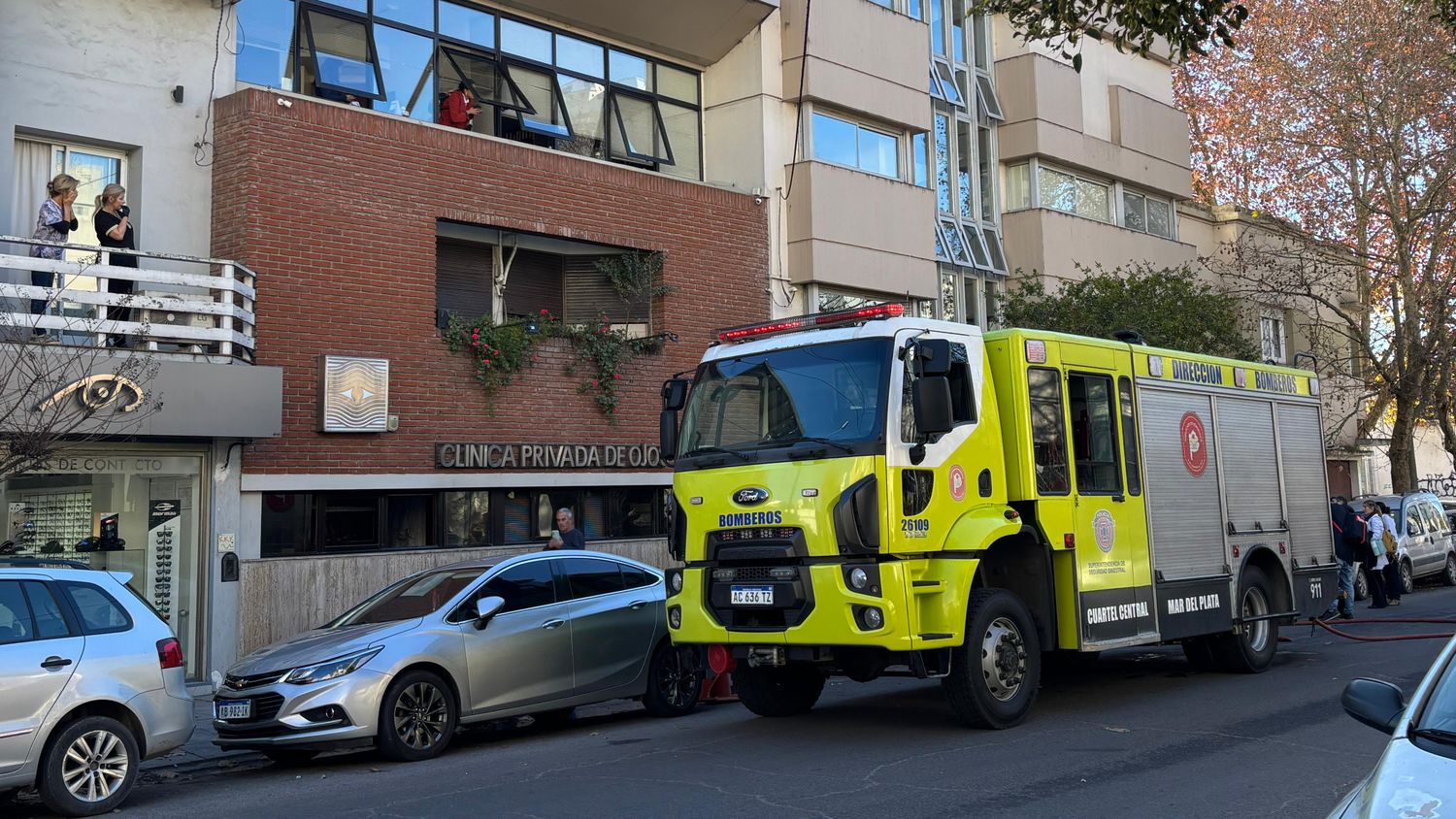 El foco ígneo inició por un cortocircuito en el aire acondicionado.