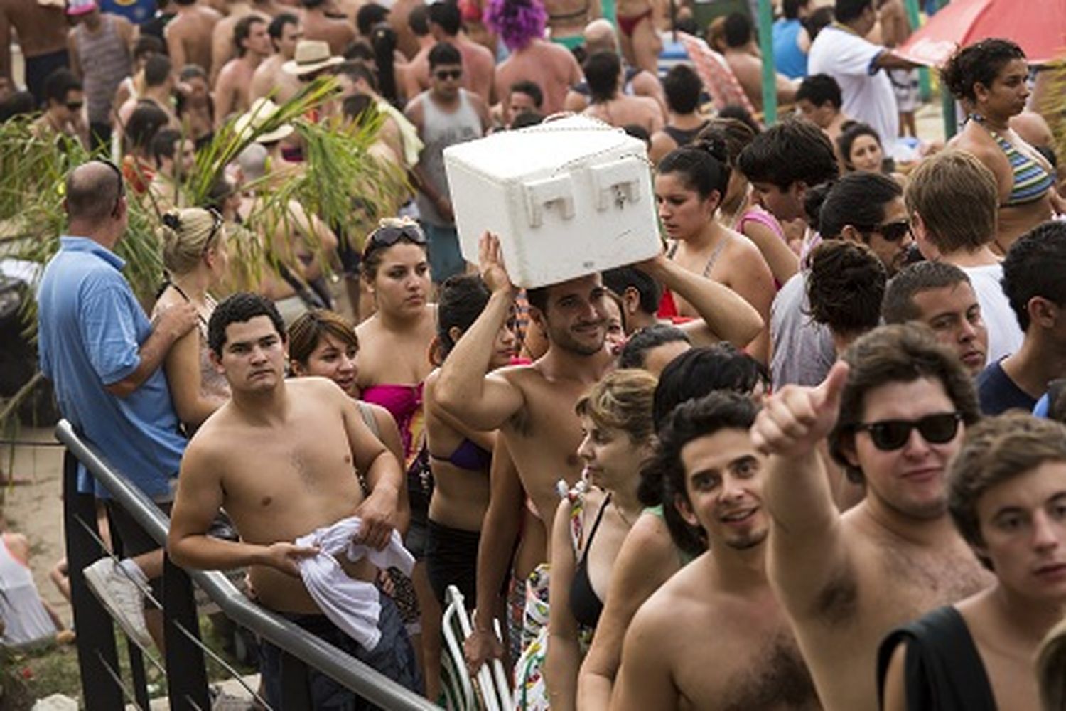 Tras una mala temporada turística, crece la expectativa por los feriados
