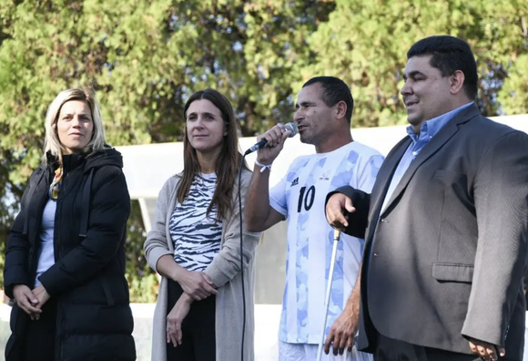 Fútbol: Homenaje a Silvio Velo en la Copa Tango