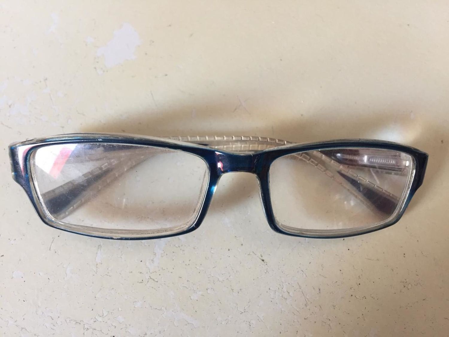 Anteojos encontrados