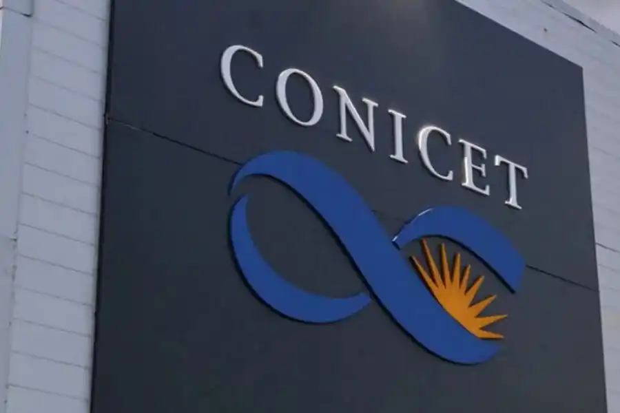 Advierten que el presupuesto en ciencia y tecnología cayó un 24% interanual en lo que va del 2024