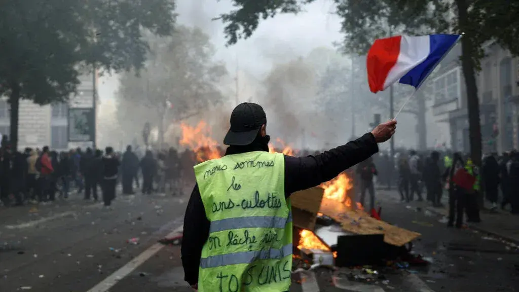 Iván Conde sobre las protestas en Francia: "Son chicos que no tienen una pertenencia ideológica"