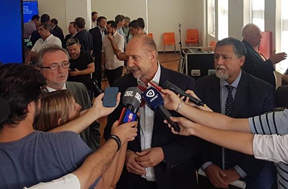 Perotti: “Nuestra prioridad es que no quede ni una sola familia sin recibir ayuda alimentaria”