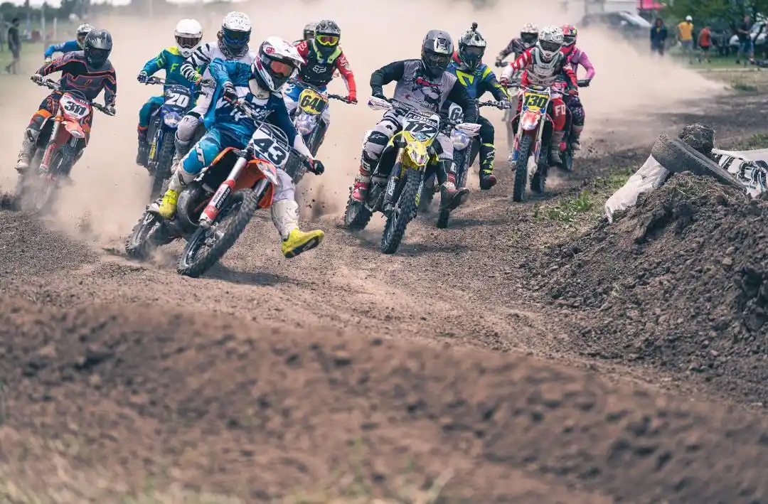 Barrios, Adriel y Acevedo se destacaron en VIctoria en el MX Sur Santafesino