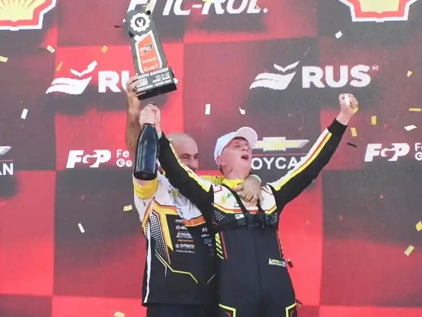 El tacuralense Lucio Rodríguez (Fiat Uno) se consagró como ganador de la Clase 1 en Concordia. Foto: Campeones