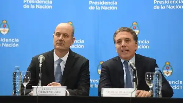 Qué dicen diferentes economistas y políticos sobre las exigencias del FMI