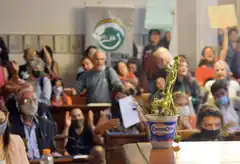 En un clima de tensión, el Concejo tratará hoy la aplicación de agroquímicos