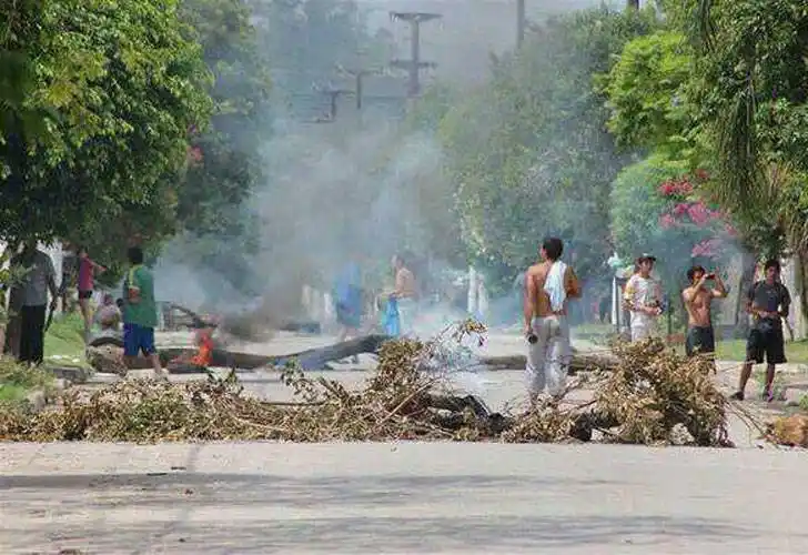 Alperovich protegió a los autos de su firma