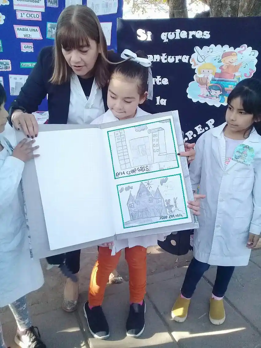 Luis Basterra: “La titularización docente da 
consistencia a la política del modelo formoseño”