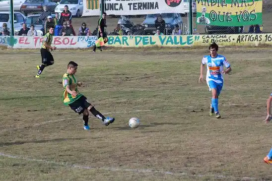 Juventud frenó la marcha de Sarmiento en el local